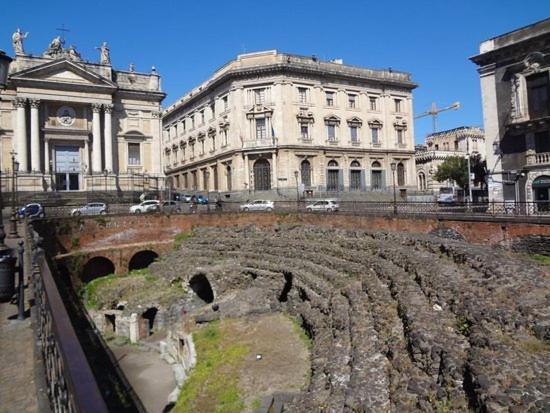 La Dimora Del Principe - Appartamento Catânia Exterior foto